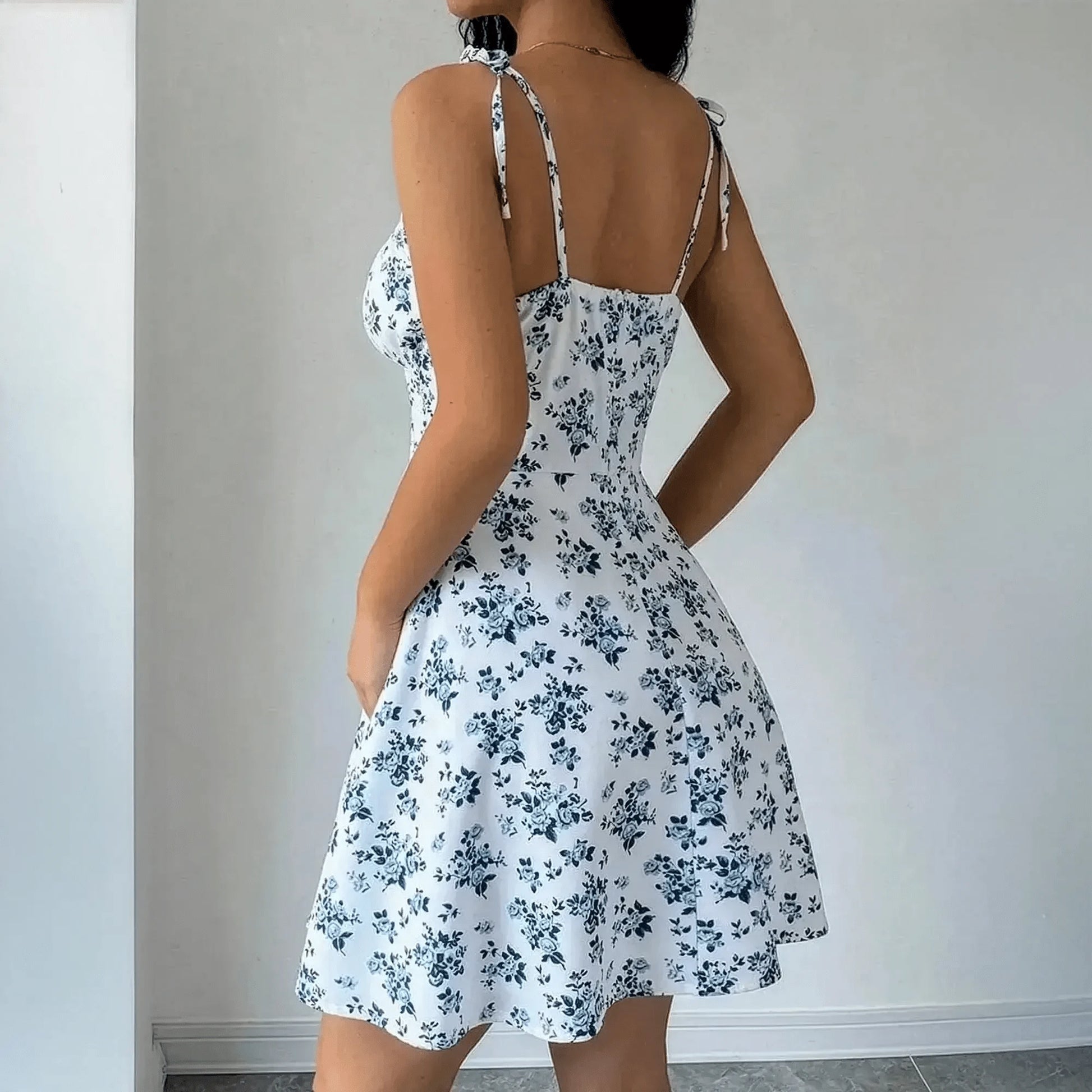 Robe Courte Fleurie Bretelles - Saylana