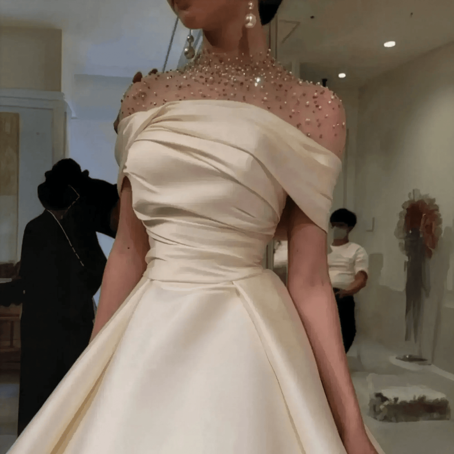 Robe de Bal Satin Élégante - Saylana