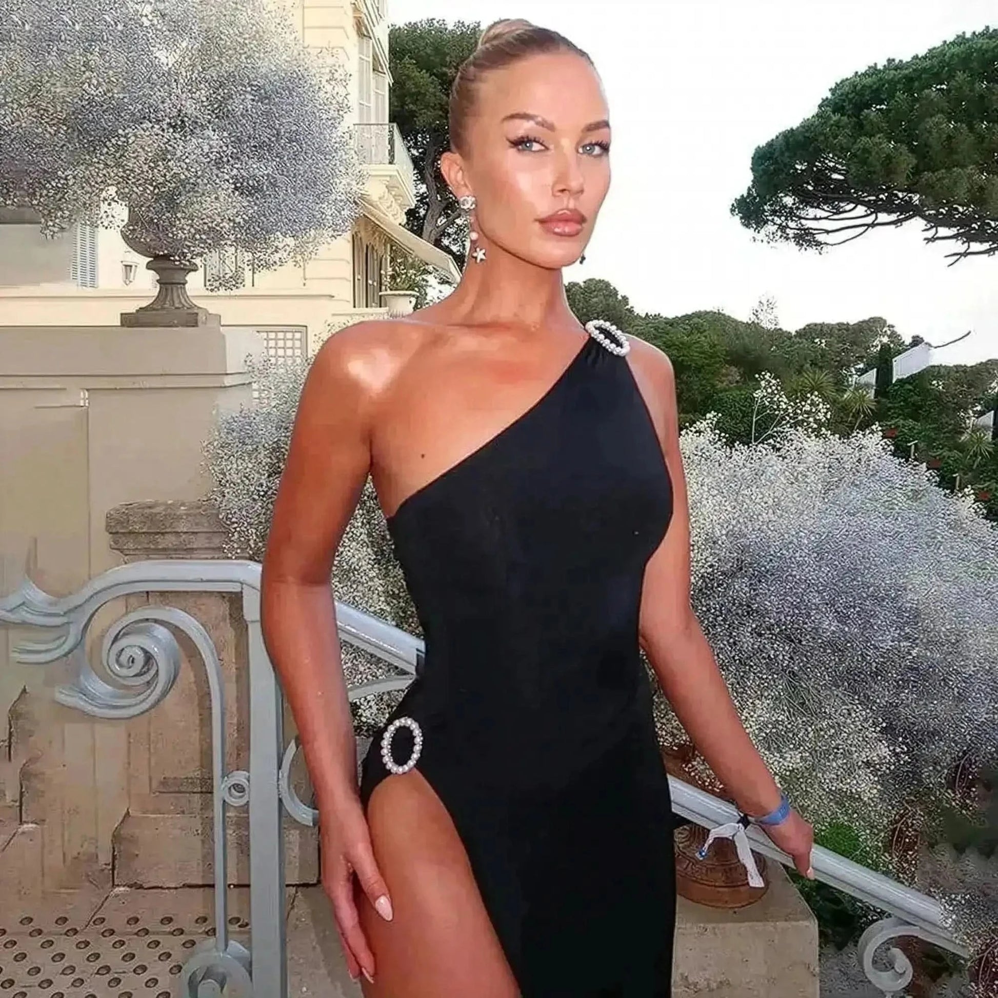 Robe Asymétrique Perlée Sexy - Saylana