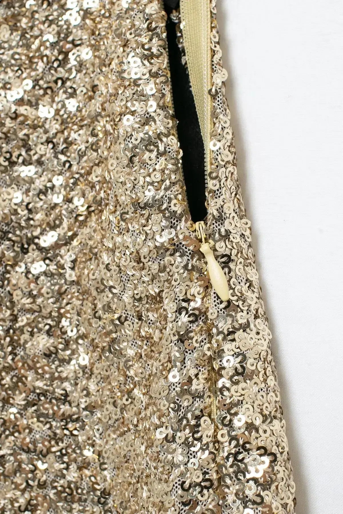 Sequins brillants pour un look coréen raffiné-Saylana