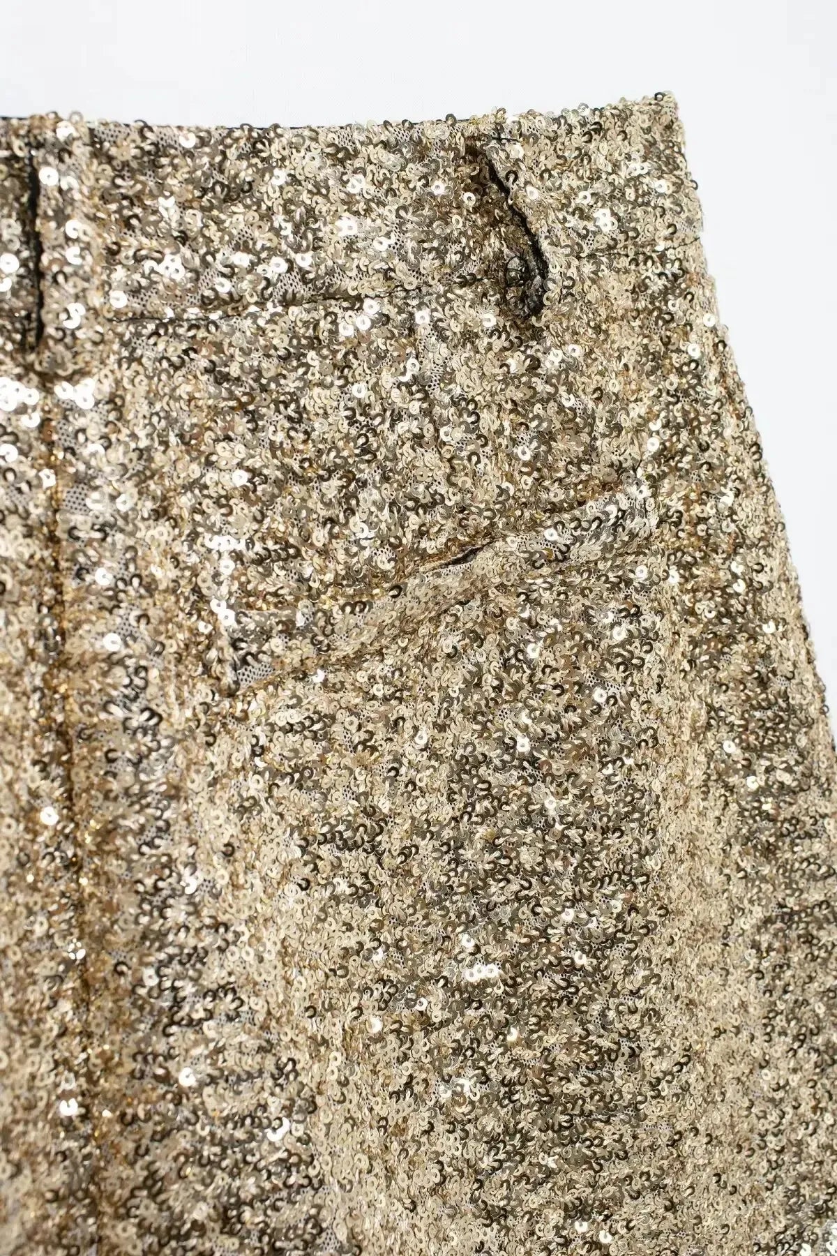 Sequins brillants pour un look coréen raffiné-Saylana