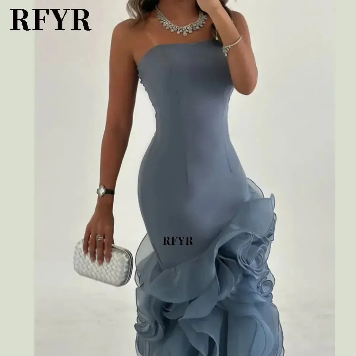 Sirène Asymétrique à Volants-Saylana