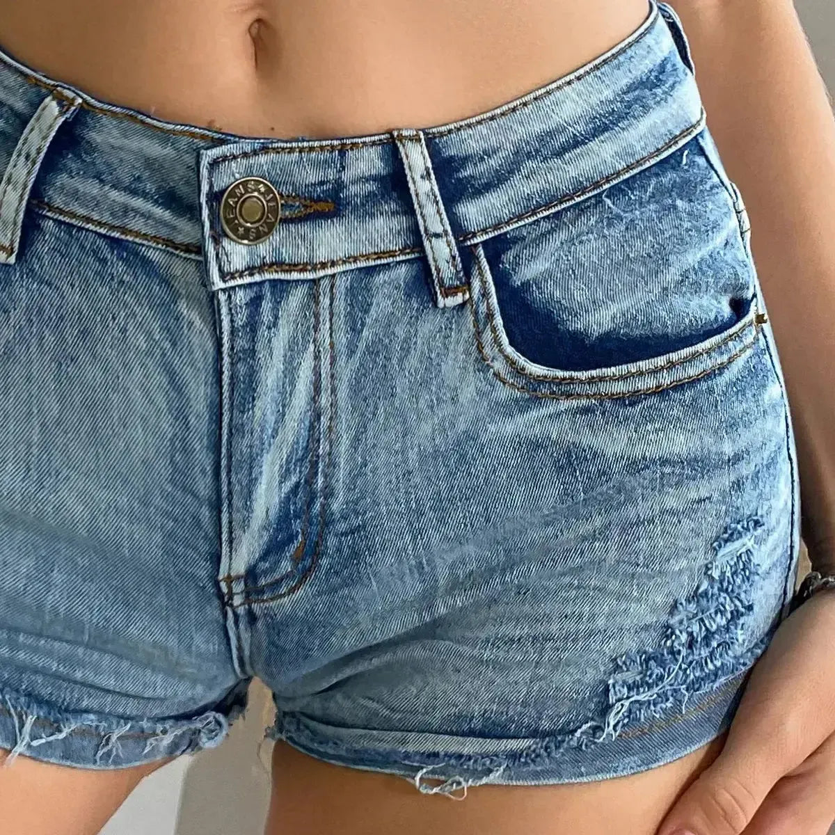 Taille haute en denim au style affirmé-Saylana