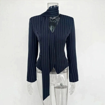 Veste Rayée Élégante à Foulard Noué - Saylana